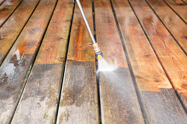 Best Deck Pressure Washing  in Emerald Bay, TX